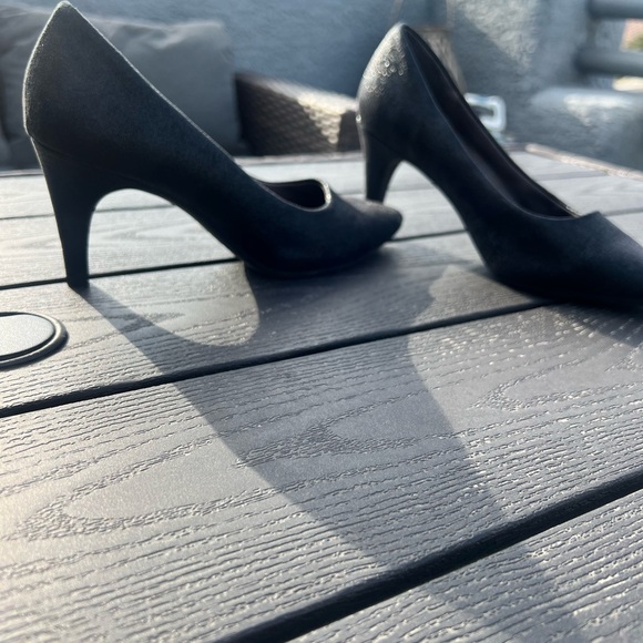 Aerosoles Heelrest Heels - Picture 3 of 8